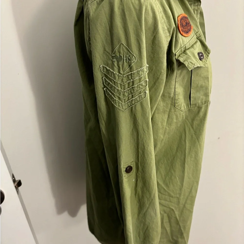 Women's Green Military Style Button Down - Picture 3 of 5